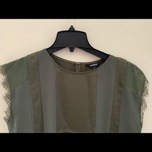 Express army green short-sleeved satin top